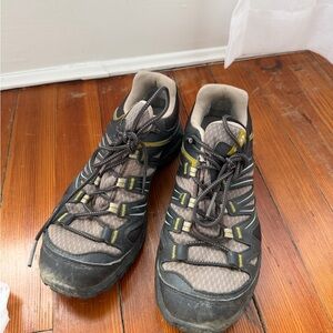 Women’s Salomon Black and Gray Hiking Shoes size 7
